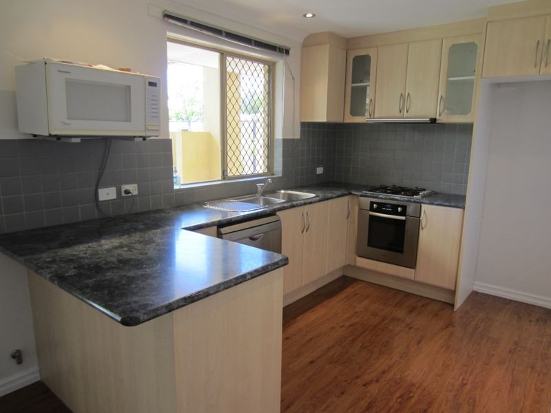 198 Wanjeep Street, Coodanup WA 6210