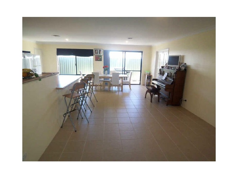 2 Jollup Way, Ravenswood WA 6208