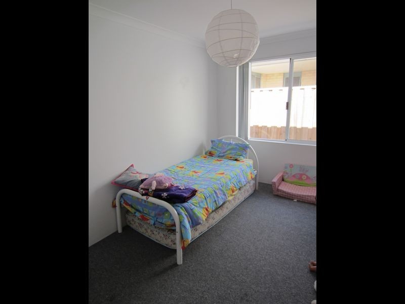 32 Tranquility Way, Halls Head WA 6210