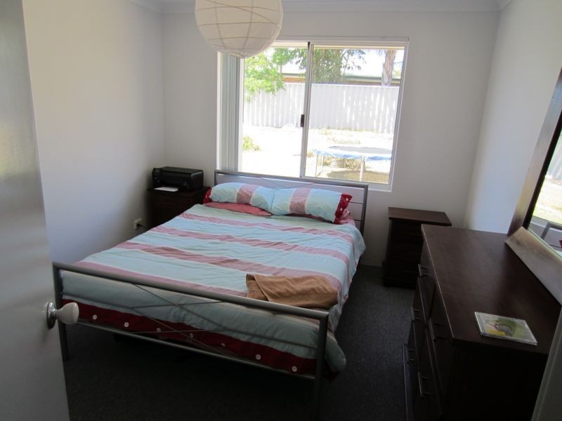 32 Tranquility Way, Halls Head WA 6210