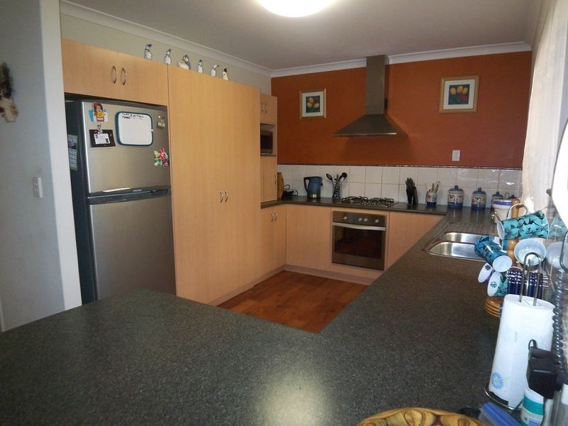 2/18 Blakeley Street, Mandurah WA 6210