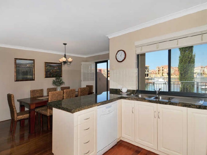 25/69 Westview Parade, Wannanup WA 6210