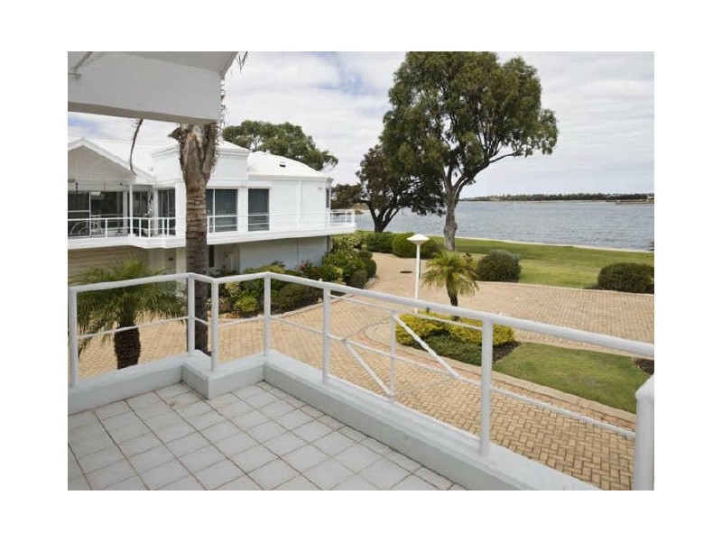 28/3 Leslie Street, Dudley Park WA 6210