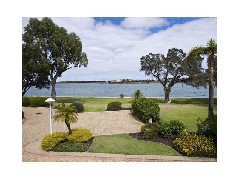 28/3 Leslie Street, Dudley Park WA 6210