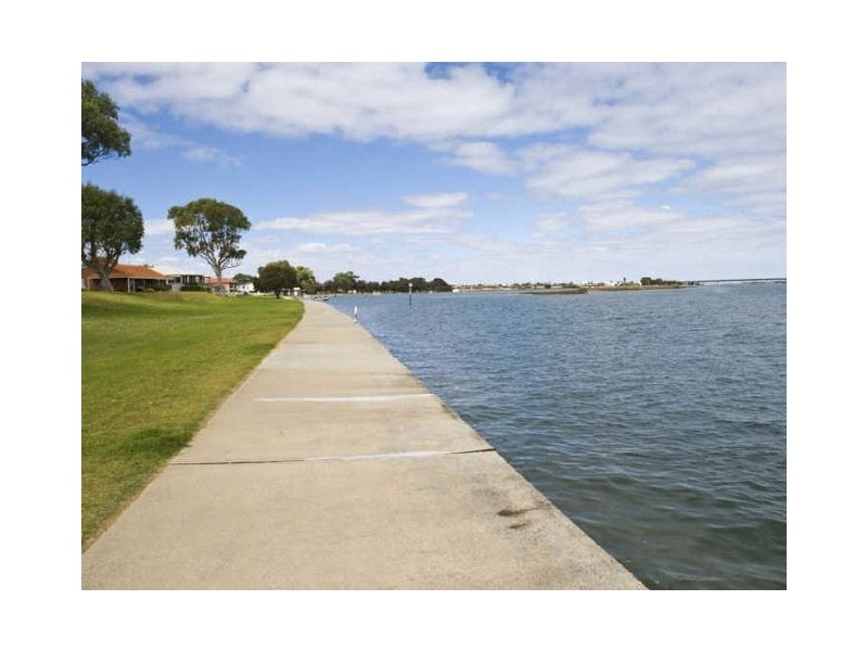 28/3 Leslie Street, Dudley Park WA 6210