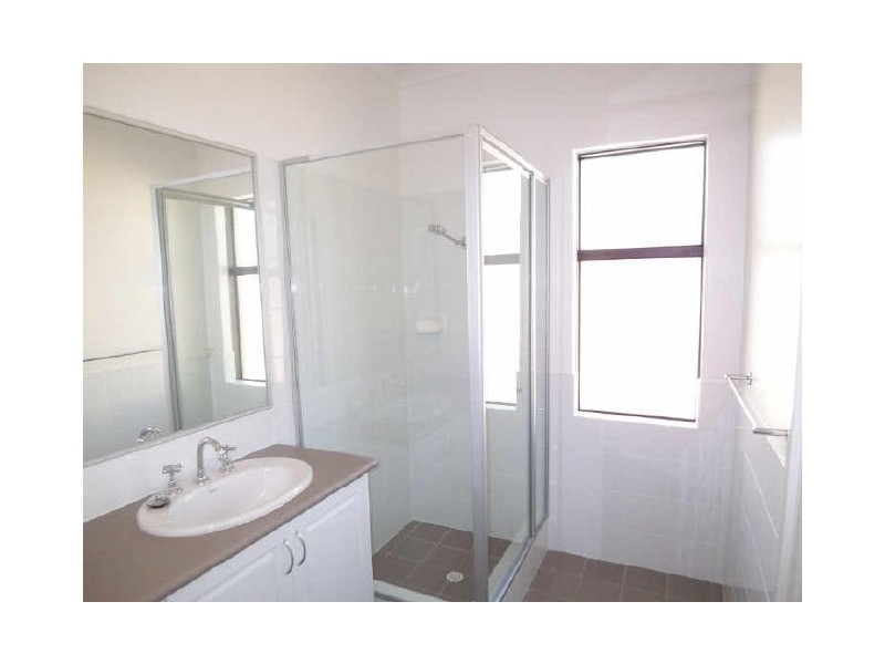 2/32 Churchill Avenue, Dudley Park WA 6210