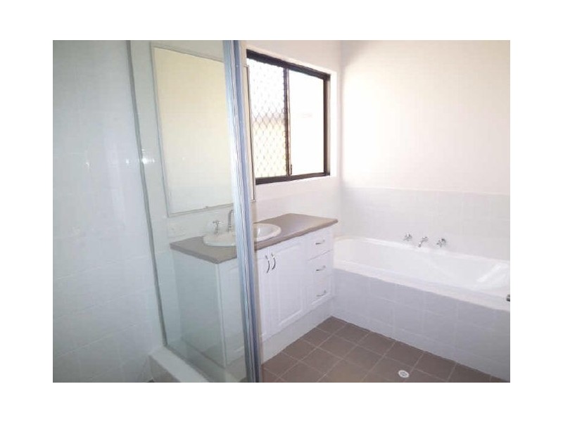 2/32 Churchill Avenue, Dudley Park WA 6210