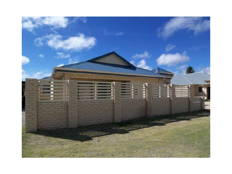 2/32 Churchill Avenue, Dudley Park WA 6210