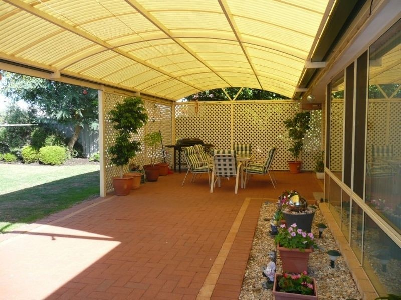 86 Templetonia Promenade, Halls Head WA 6210