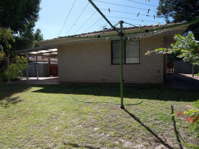 37 Glencoe Parade, Halls Head WA 6210