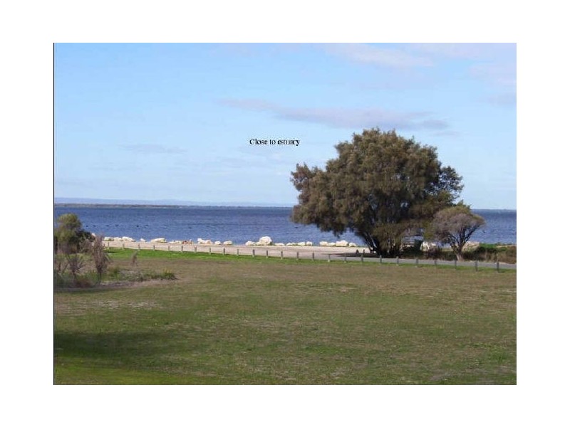 2/12 Derek Road, Coodanup WA 6210