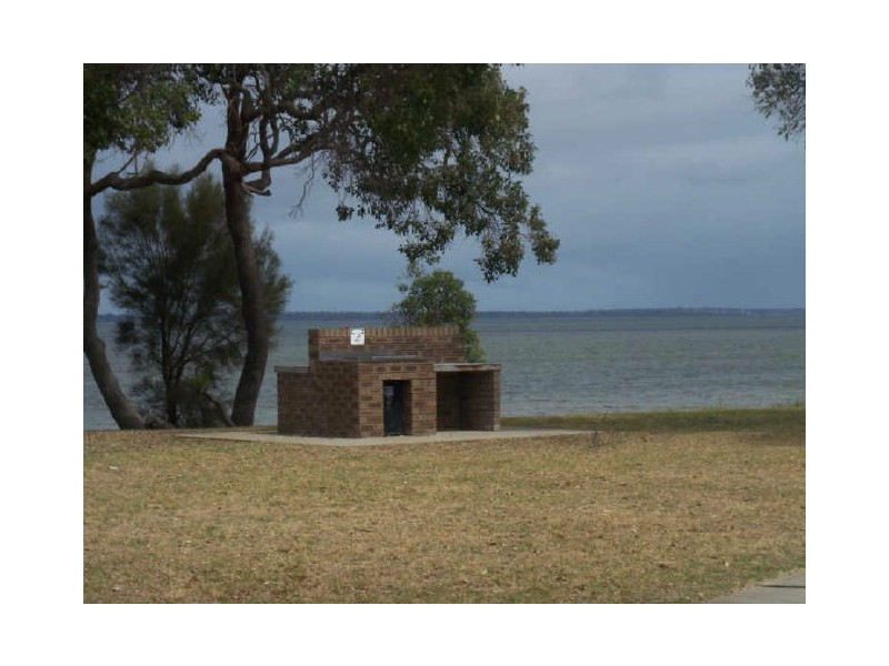 2/12 Derek Road, Coodanup WA 6210