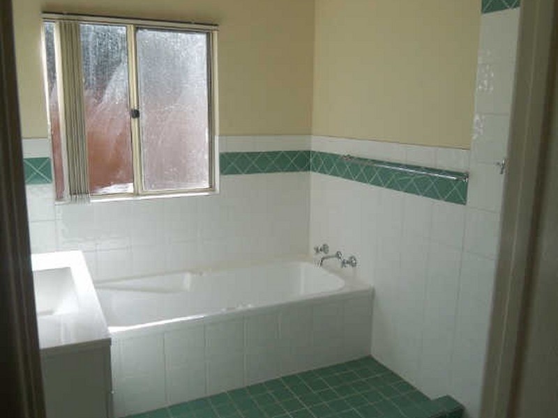 1/12 Derek Road, Coodanup WA 6210