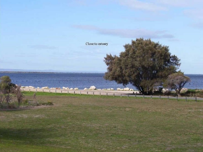 1/12 Derek Road, Coodanup WA 6210