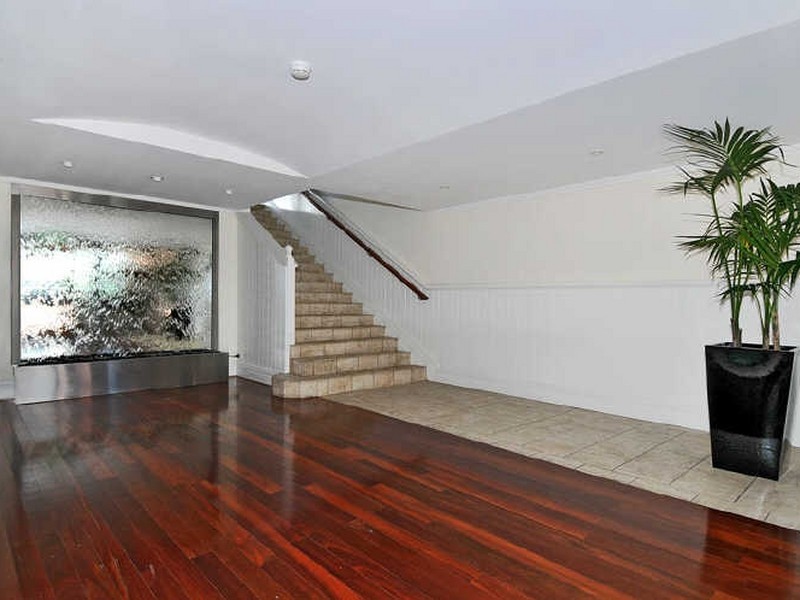 6/1 Breakwater Parade, Mandurah WA 6210