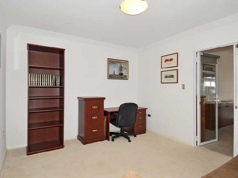 6/1 Breakwater Parade, Mandurah WA 6210