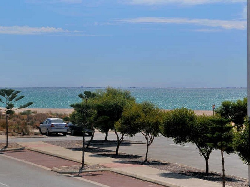 6/1 Breakwater Parade, Mandurah WA 6210