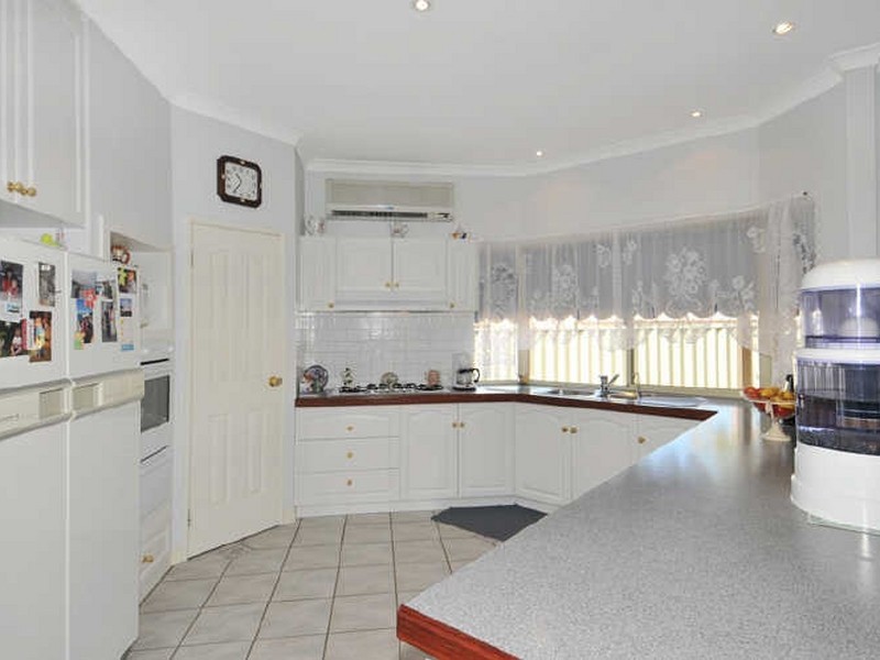 4 Ammerdown Place, Erskine WA 6210