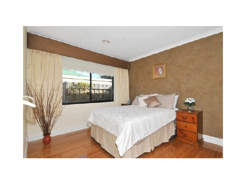 17 Castaway Cove, Halls Head WA 6210