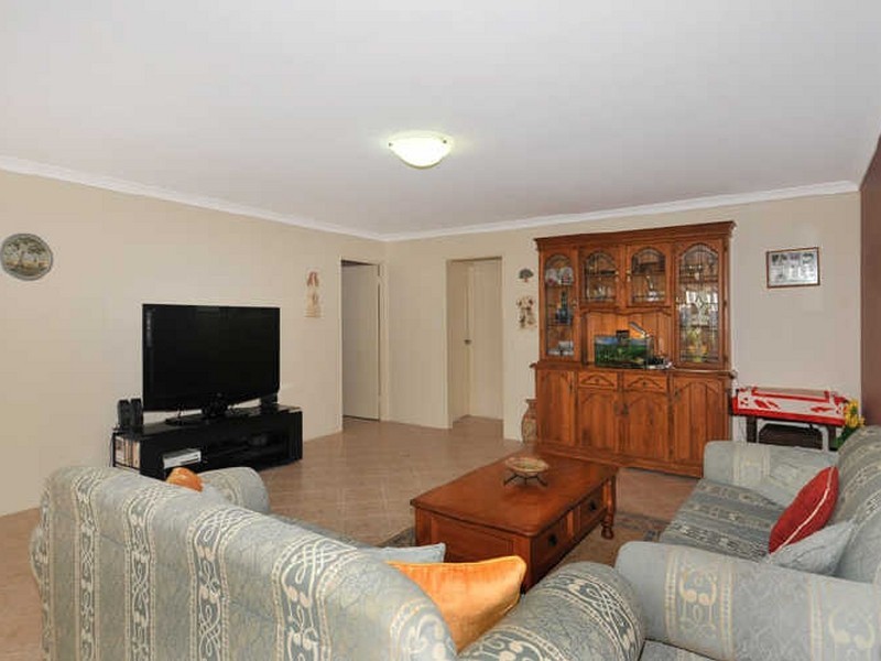 12 Gifford Rise, Meadow Springs WA 6210