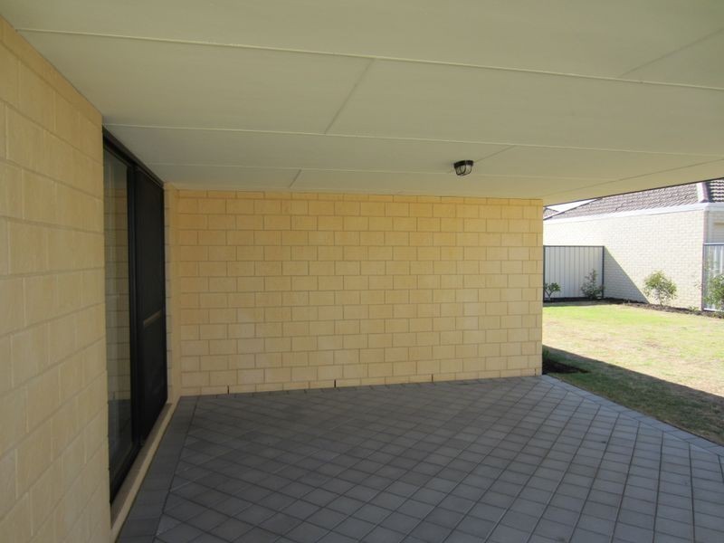 26 Sequin Close, Meadow Springs WA 6210