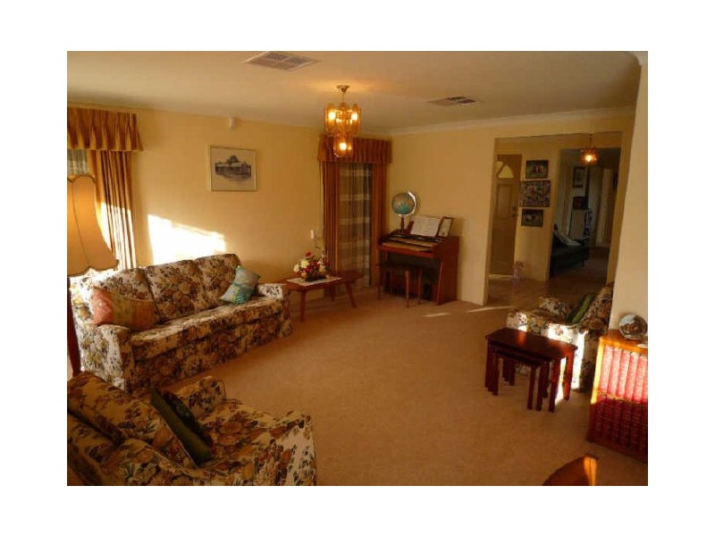 64 Coolibah Street, Dudley Park WA 6210