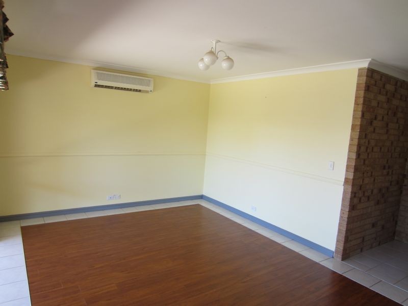 24 Peron Place, San Remo WA 6210