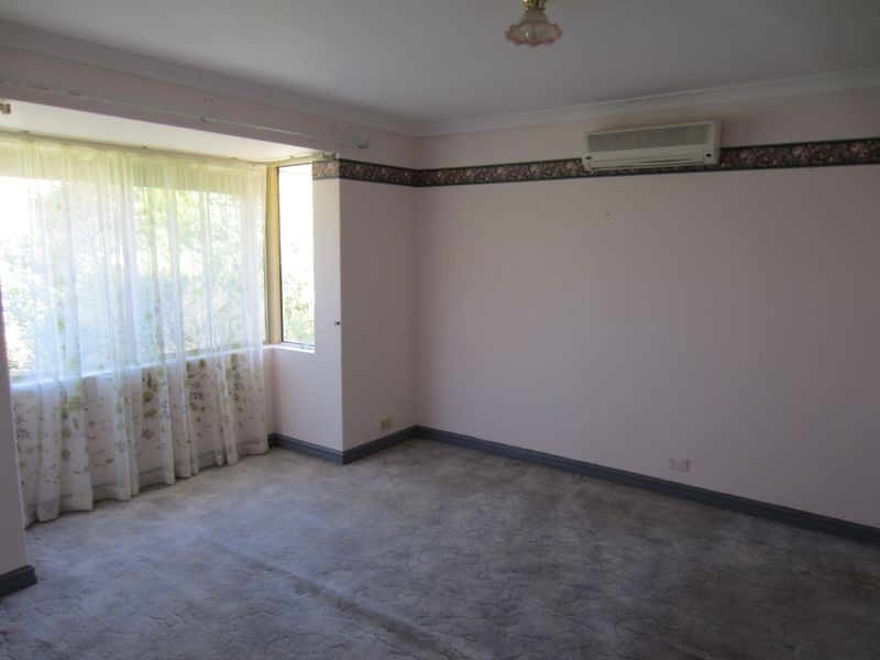 24 Peron Place, San Remo WA 6210