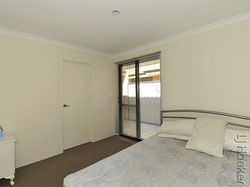 293 Pebble Beach Boulevard, Meadow Springs WA 6210