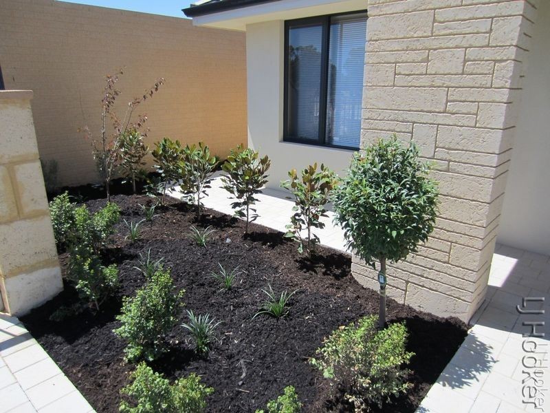 293 Pebble Beach Boulevard, Meadow Springs WA 6210