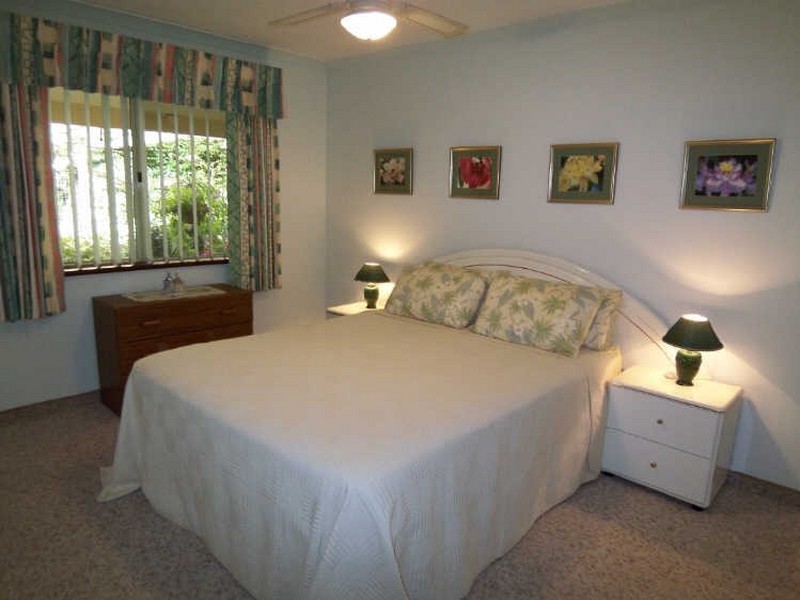 4 Barrow Rise, Greenfields WA 6210