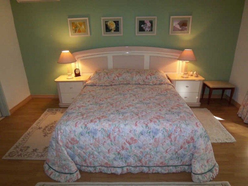 4 Barrow Rise, Greenfields WA 6210