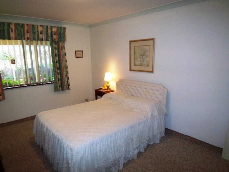 4 Barrow Rise, Greenfields WA 6210