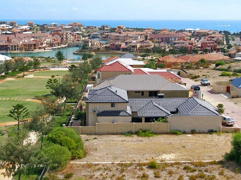 22 Mandjar Lane, Wannanup WA 6210