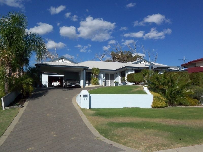 28 Hamilton Way, Barragup WA 6210