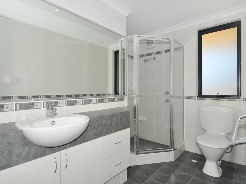 1/5 Hackett Street, Mandurah WA 6210