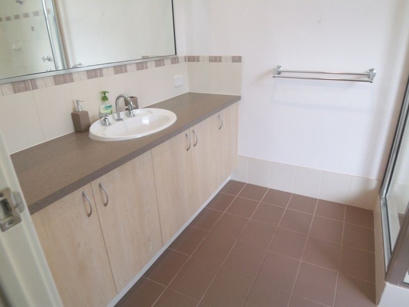 10 Jester Parkway, Meadow Springs WA 6210