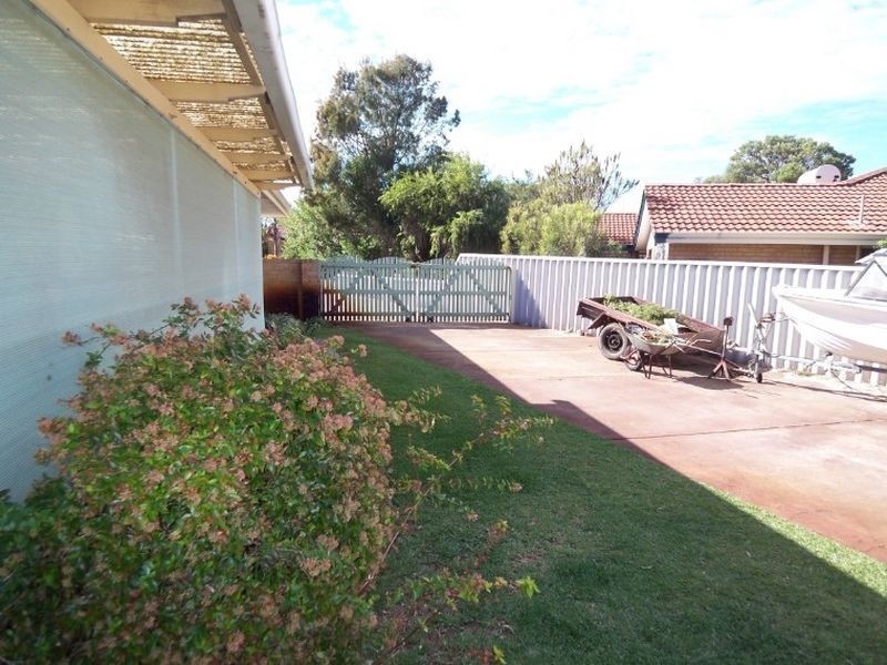 3 Farall Court, Erskine WA 6210