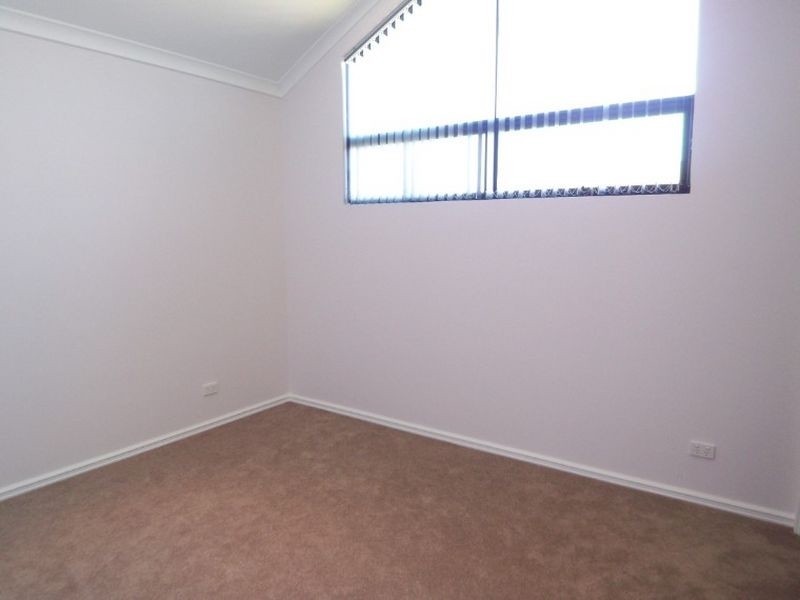 3/28 Davey Street, Mandurah WA 6210