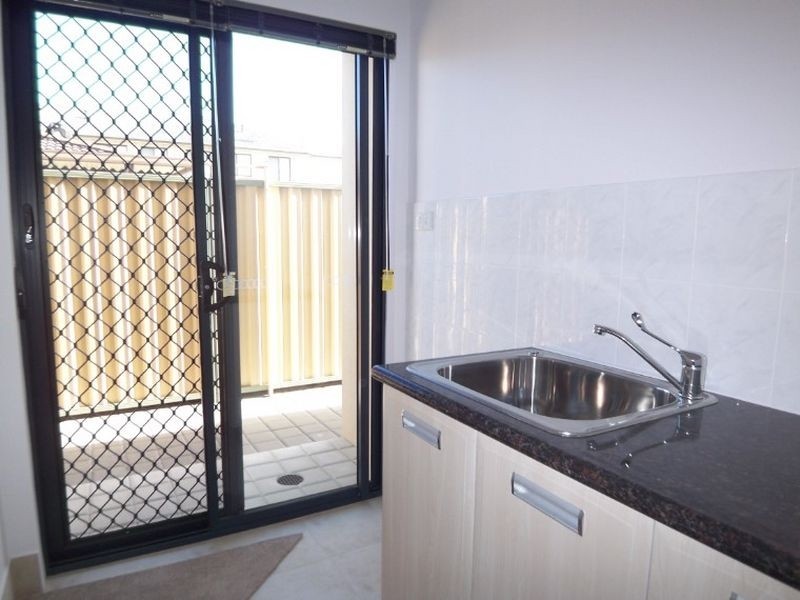 3/28 Davey Street, Mandurah WA 6210