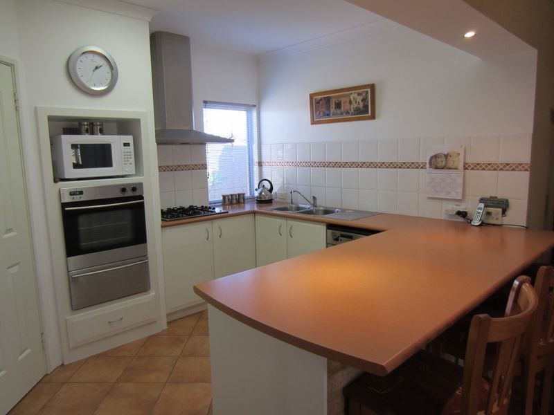 3 Vlamingh Gate, Dudley Park WA 6210