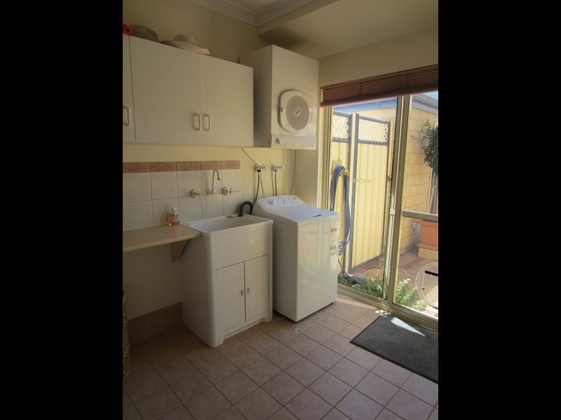 3 Vlamingh Gate, Dudley Park WA 6210