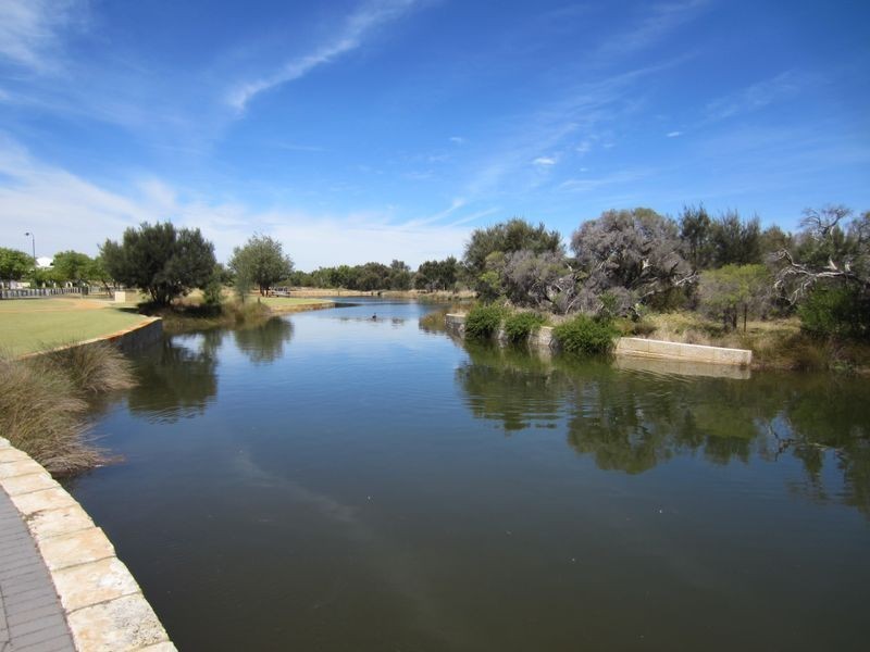 3 Vlamingh Gate, Dudley Park WA 6210