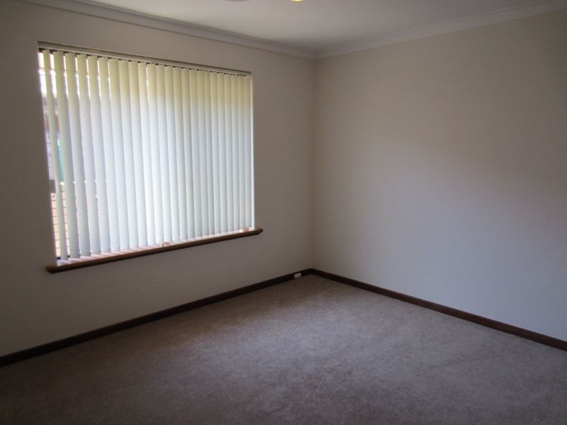 14 Wellya Crescent, South Yunderup WA 6208