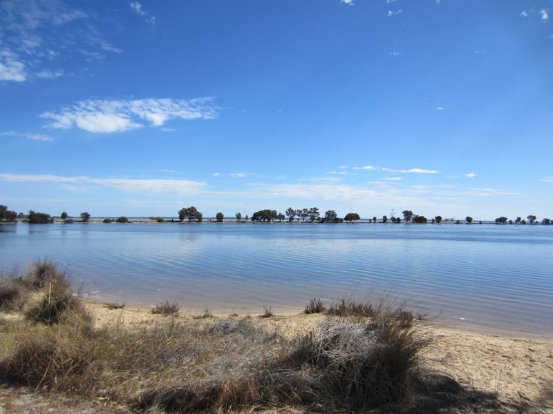 14 Wellya Crescent, South Yunderup WA 6208