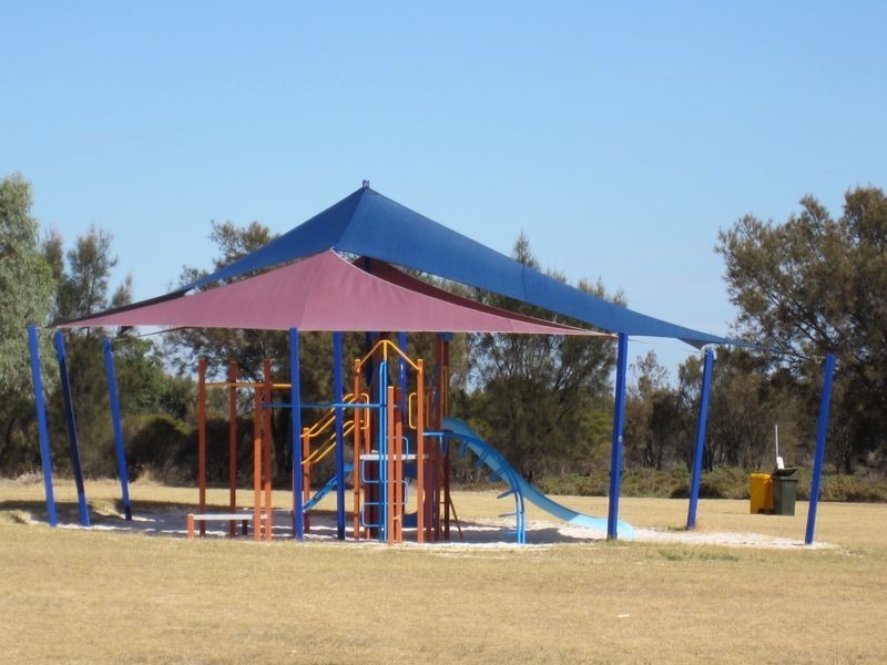 14 Wellya Crescent, South Yunderup WA 6208