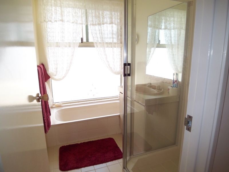 42 Admiralty Crescent, Halls Head WA 6210