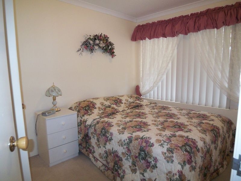 42 Admiralty Crescent, Halls Head WA 6210