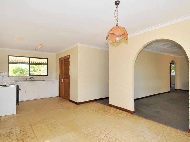 19 Roy Road, Coodanup WA 6210