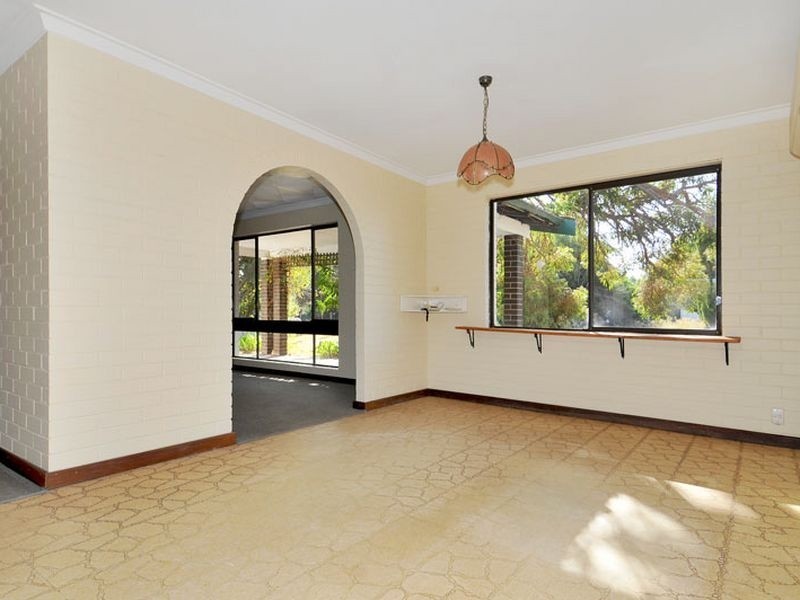 19 Roy Road, Coodanup WA 6210